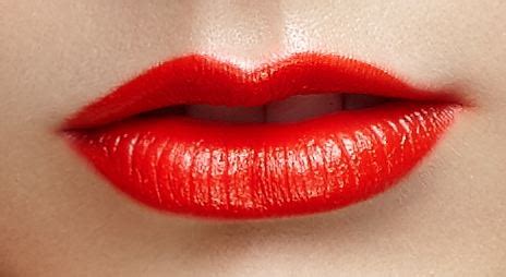 Rossetto rosso migliore: quale scegliere tra scuro, fuoco, freddo o .